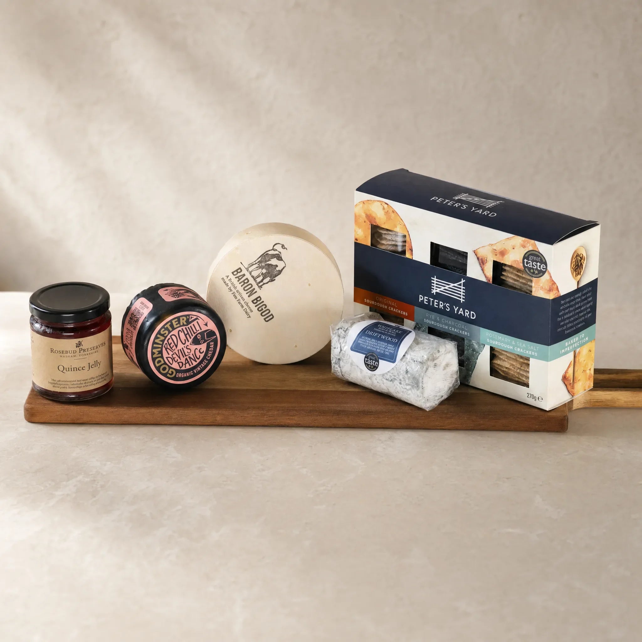 The Weekend Board cheese set from MadeInEngland.com