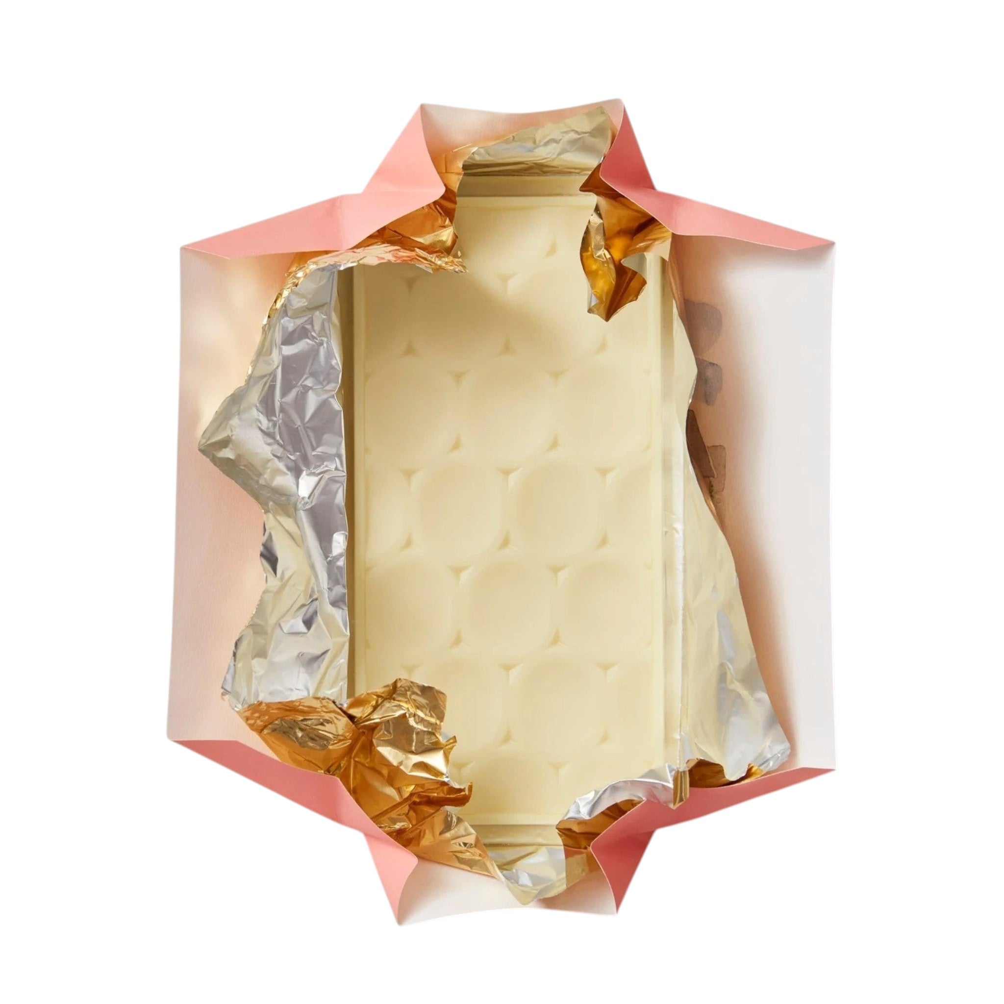 Made In England Single Origin Ecuador White Chocolate bar with 44% cocoa butter, smooth and creamy texture with custard notes.