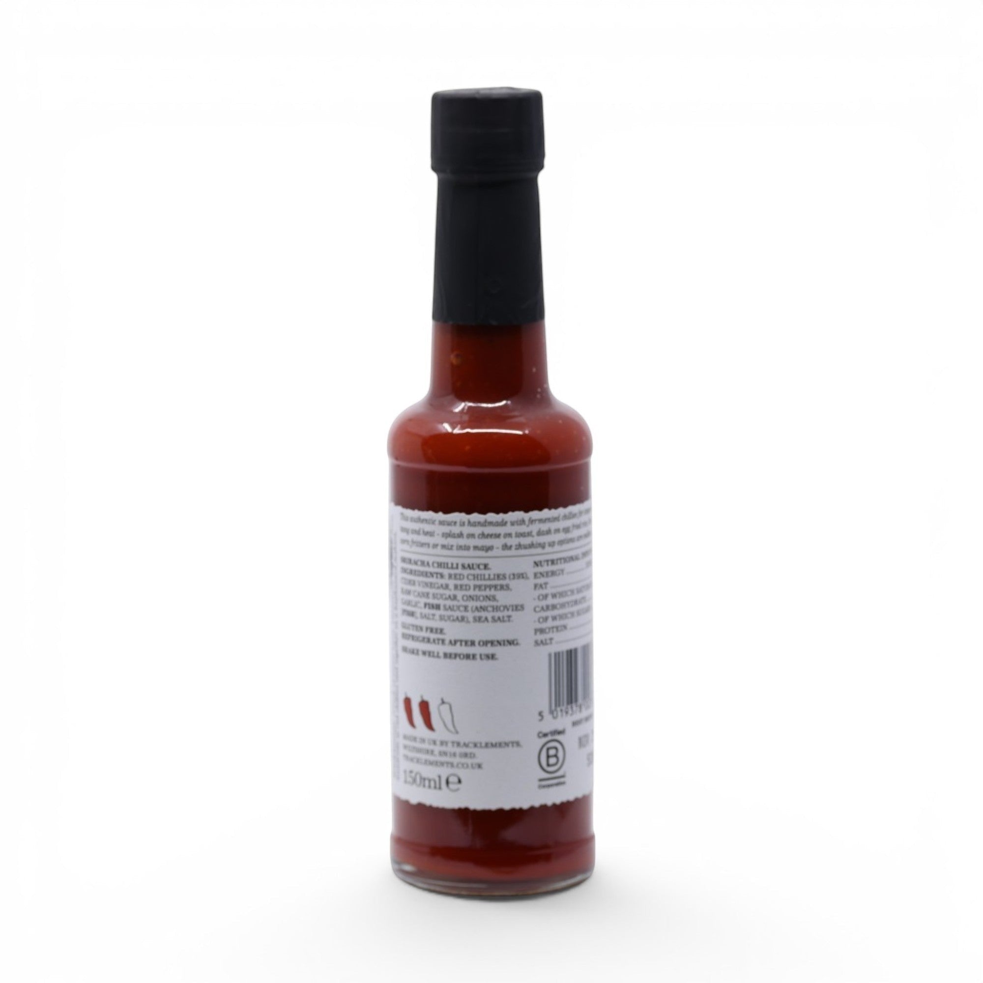 Tracklements Sriracha Chilli Sauce, a 150ml bottle of artisanal, vegan, and vegetarian hot sauce made with fermented red chillies.